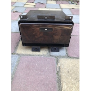 Перчаточный бардачок 